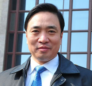 2011兩會觀察：代表委員曬提案議案 關(guān)注電子政務(wù)發(fā)展