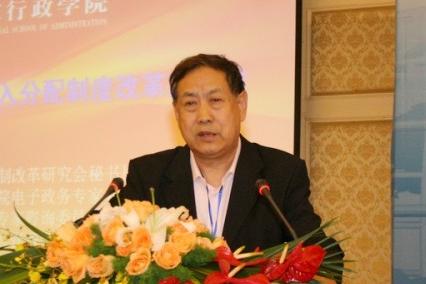 國(guó)家信息化專家咨詢委員會(huì)委員、國(guó)家行政學(xué)院教授 汪玉凱