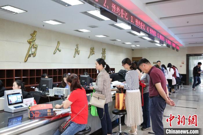 長沙創(chuàng)新探索政務(wù)數(shù)據(jù)“聚、通、用”賦能營商環(huán)境優(yōu)化