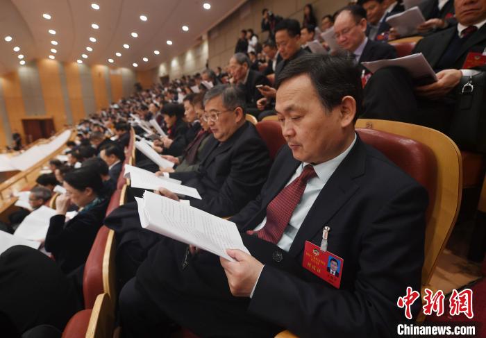 圖為浙江省十三屆人大三次會議現(xiàn)場?！⊥鮿?攝