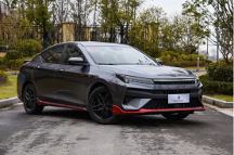 擁有德味十萬級(jí)轎跑，思皓曜值得選擇