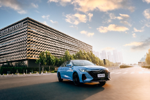 車圈狠角色！“中國式豪華轎車”艾瑞澤8，既打破規(guī)則也制定規(guī)則