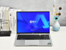 推薦一款極致輕薄護(hù)眼本——攀升暴風(fēng)龍P3護(hù)眼版筆記本