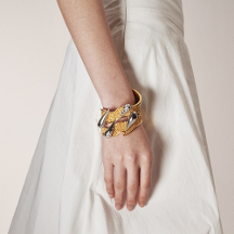 喜獲FDA、MUSE設(shè)計獎金獎，潮宏基非遺花絲工藝獲國際高度認可