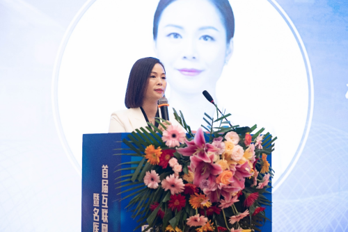 仲鼎醫(yī)圣堂副院長(zhǎng)張桔紅