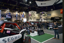 CES 2024：九號公司攜多款產(chǎn)品亮相，新品智能割草機、E-bike引關(guān)注